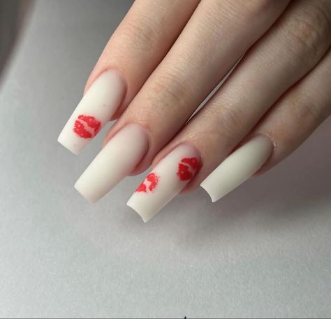 Long Square Nails, Fake Nails Designs, Kiss Nails, Lip Print, Nagel Tips, White Nail Designs, Nail Forms, Lip Designs, Valentine's Day Nails