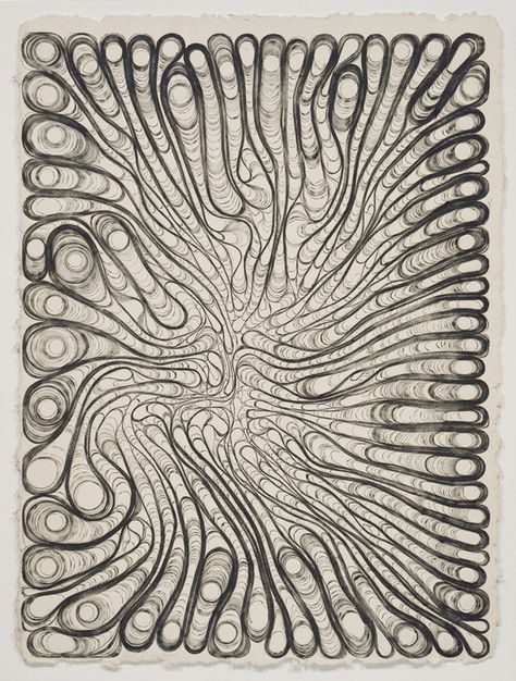 Tara Donovan Microscopic Art, Contemporary Drawings, Space Sculpture, Tara Donovan, Design Scarf, Generative Art, Op Art, Art Plastique, Handmade Paper