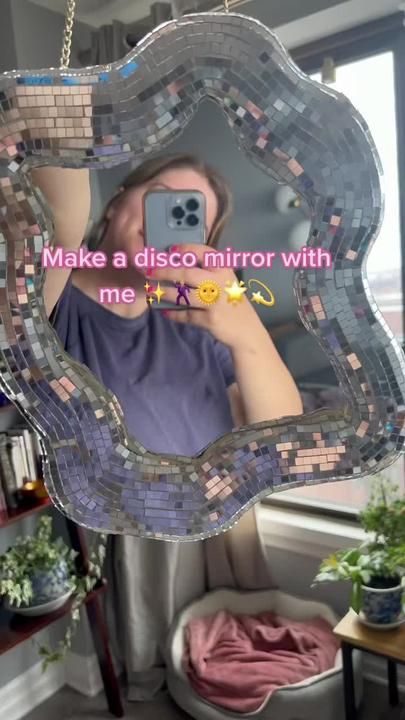 Disco Ball Mirror Frame Diy, Diy Disco Mirror, Discoball Mirror Diy, Disco Tile Diy, Diy Disco Ball, Disco Ball Mirror, Disco Mirror, Disco Decorations, Mirror Frame Diy