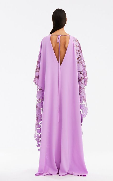 Embroidered Silk Caftan Dress By Oscar De La Renta | Moda Operandi Simple Kaftan, Ramadan Dress, Ramadan Collection, Ramadan 2023, Silk Caftan, Embroidered Caftan, Kaftan Designs, Designer Evening Gowns, Iconic Dresses