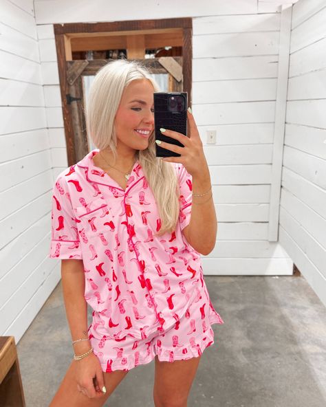 These new pajamas are EVERYTHING!! 🩷 Western Pajamas, Preppy Workout, Hattiesburg Mississippi, Boots Print, Men Workwear, Pajama Outfit, Twisted X Boots, Small Shorts, Cute Pjs