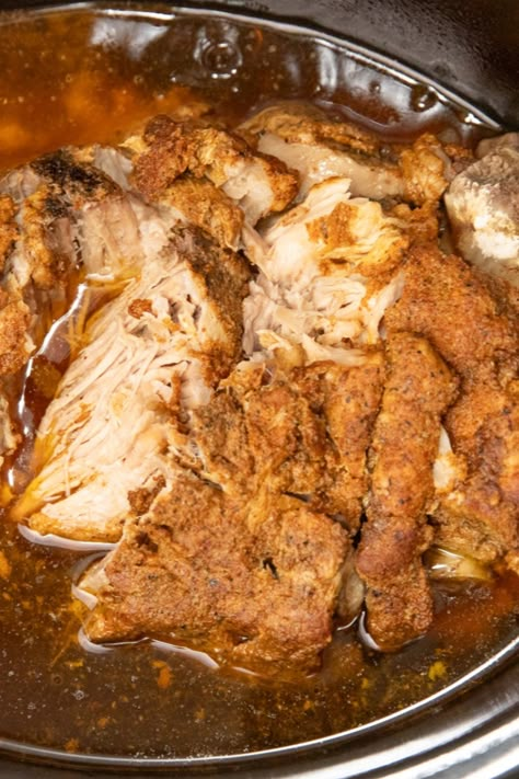 Perfect Crock Pot Pulled Pork Pork Butts In The Crock Pot, Crockpot Pork Shoulder, American Meals, Pulled Pork Quesadilla, Crock Pot Pulled Pork, Pork Shoulder Recipe, Pulled Pork Enchiladas, Sausage Potato Soup, Pork Enchiladas