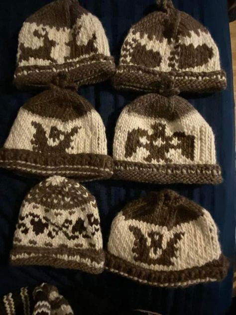 Deer, paw prints, eagle, vine Knit Hats, Paw Prints, Bead Crafts, Paw Print, Knitted Hats, Vines, Deer, Beads, Knitting