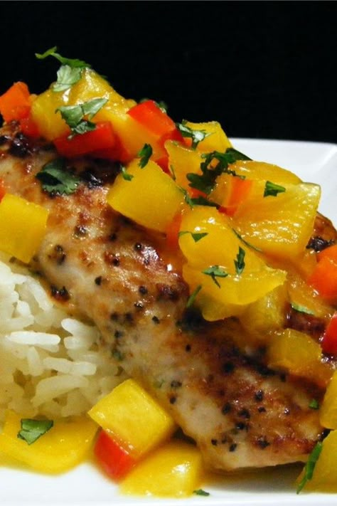 Seafoods Recipe, Coconut Rice And Mango, Mahi Mahi Recipes, Fish Marinade, Mango Salsa Recipes, Mango Sauce, Coconut Rice, Mango Salsa, Salsa Recipe