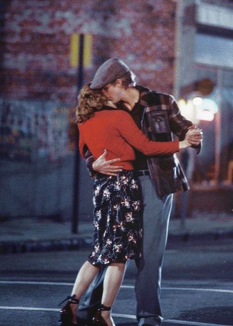 The Notebook 2004, Relationship Challenge, Nicholas Sparks, Rachel Mcadams, The Notebook, Old Love, Romantic Movies, Ryan Gosling, Romantic Gifts