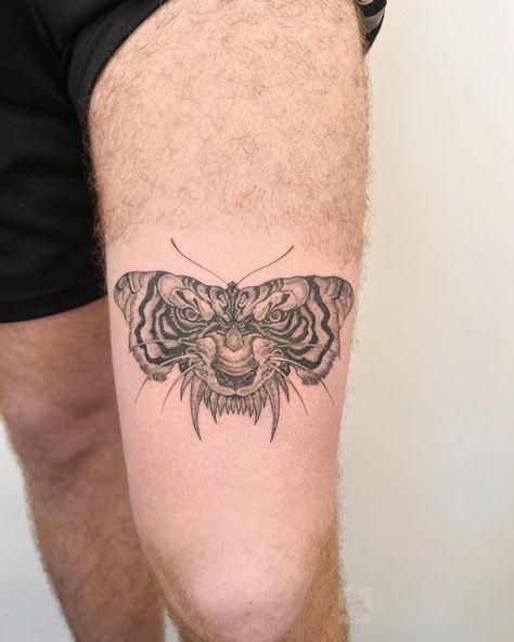 A combination of a tiger and a butterfly for this client, done by Fernando at Medussa Tattoo Studio Scattered Tattoos, Tiger Butterfly Tattoo, Manchester Logo, Mens Butterfly Tattoo, Tiger Face Tattoo, Tiger Butterfly, Animals Tattoo, Tiger Tattoo Design, Mehndi Tattoo