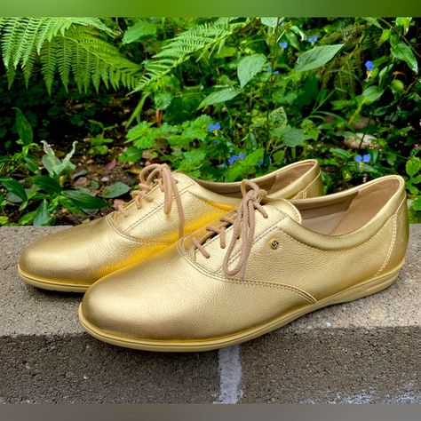 Vintage Easy Spirit Oxfords, Metallic Gold Leather Uppers, Rare Color! Lace Up 1970’s / 1980’s Retro Classics, Brand New (Without Box), Never Worn, Excellent Condition! Comfortable, Size 10. Leather Flats Women, Blue Loafers, Easy Spirit Shoes, Spirit Shoes, Brown Loafers, Black Leather Flats, Easy Spirit, Black Ballet Flats, Casual Loafers