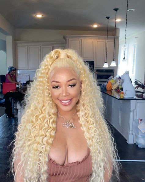 J.Wright on Instagram: “@iwantdjduffey Duffey wanted to go Blonde  Big Texas Hair 😍  Rate this Look 1-10 😍  Follow @TheWrightWayagency 😍to Win a Free Wig” 613 Curly Wig, Curly Wig Black Women, 613 Deep Wave Wig, Big Texas Hair, 613 Deep Wave, Horrible Hair, Wig Black Women, Best Curly Hairstyles, Texas Hair