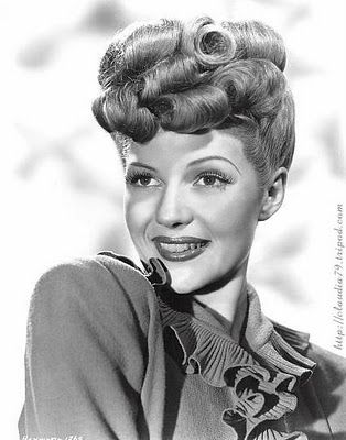 Fashionable Forties: A 1940's updo tutorial 1940 Hairstyles, Janis Paige, The Lady From Shanghai, 40s Hair, Lady From Shanghai, 1940's Hairstyles, Hairstyles For Women In Their 40s, 1940s Makeup, 1940's Hair