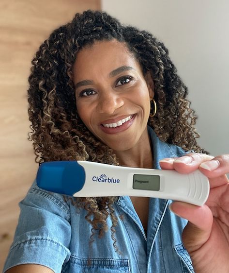 Maggie Pierce, Kelly Mccreary, Caterina Scorsone, Positive Pregnancy Test, Dinosaur Crafts, Medical Drama, Pregnancy Test, Baby On The Way, Christmas 2020