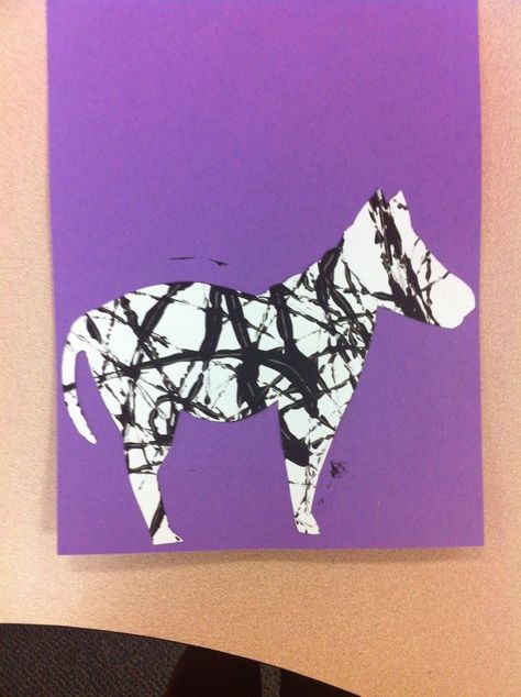 Zebra Marble Painting, Zoo Preschool Activities Art Projects, Dear Zoo Printables Free, Safari Preschool, Preschool Zoo Theme, String Painting, Zebra Craft, Safari Crafts, Zoo Preschool