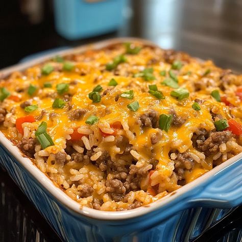 Hamburger Rice Casserole Recipe - Hamburger Rice Casserole Recipes Easy, Cheeseburger Rice Casserole, Hamburger And Rice Recipes, Hamburger Rice Casserole, Hamburger Meat Casseroles, Hamburger Rice, Easy Fast Dinner Recipes, Ground Beef Rice, Beef Rice