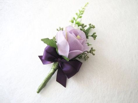 Corsage Purple, Flowers At Wedding, Purple Boutonniere, Florist Ideas, Recuerdos Primera Comunion Ideas, Prom Corsage And Boutonniere, Rose Image, Prom Corsage, Rose Corsage