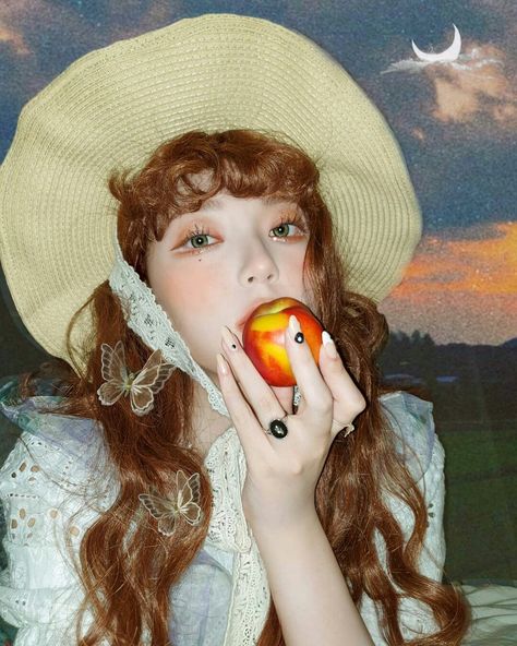 Eating A Strawberry Pose, Holding Apple Pose Reference, Person Eating Apple Reference, Holding Fruit Pose, Holding Apple Pose, Apple Reference, Apple Makeup, Human Reference, Body Reference Poses