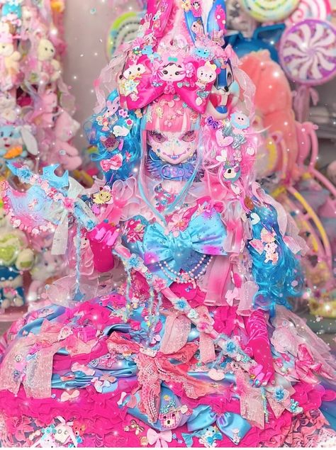 Pastelgore Aesthetic, Harajuku Art, Decora Harajuku, Kawaii Kei, Harajuku Decora, Soft Kidcore, Harajuku Aesthetic, Kawaii Manga, Japanese Doll