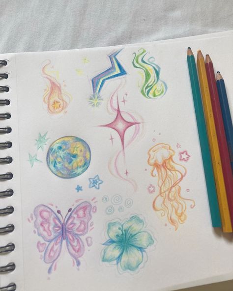 Sketch Drawing Aesthetic, Drawing Art Aesthetic, Inspo Reference, Cartoon Doodles, Aesthetic Jellyfish, Classical Paintings, Planet Drawing, Color Pencil Sketch, Bond Paper Design