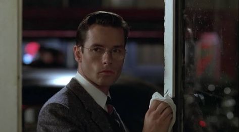 Guy Pearce La Confidential, James Ellroy, La Confidential, Police Corruption, Guy Pearce, Neo Noir, Hollywood Actor, Hollywood Celebrities, Hush Hush