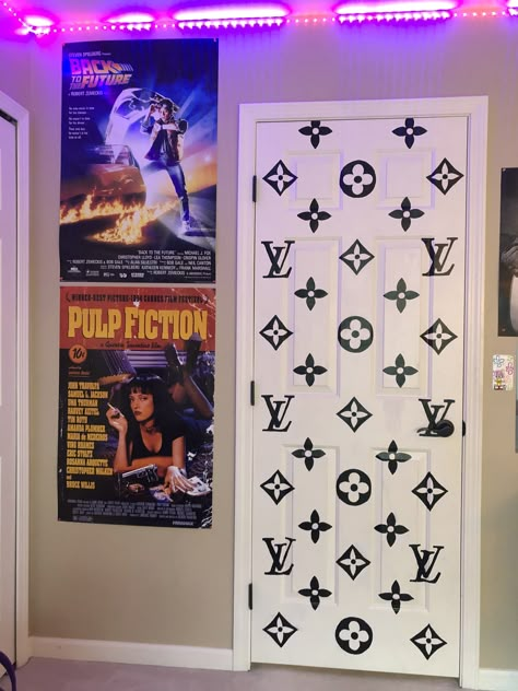 Room Door Ideas Aesthetic, Louis Vuitton Room Decor, Painting Ideas Bedroom Aesthetic, Door Art Bedroom Aesthetic, Door Art Bedroom Paint, Door Decorations Bedroom, Door Painting Ideas Bedroom Aesthetic, Door Painting Ideas Bedroom, Louis Vuitton Wall