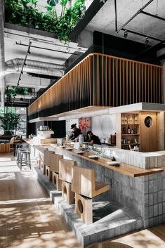 paneles translúcidos para separar la cocina de la barra restaurante sushi montreal Sushi Bar Design, Japanese Restaurant Interior, Japanese Restaurant Design, Metal Counter, Industrial Kitchen Design, Design Café, Coffee Shops Interior, Counter Design, Modern Restaurant