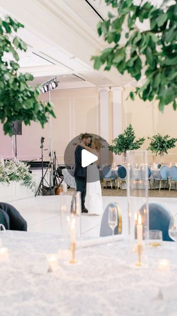 Marble and Pine on Instagram: "Lauren and Phillip loved the look of tall tree centerpieces for their November wedding, but didn’t want the high cost and heavy pots that came with purchasing them. We came up with the solution of using oak like branches in our tall glass trumpet vases to create the same feel. We loved this eye catching, elevated look for their reception. 🌿 Team: @flaireweddings @timuquanacc @sarapurdyphotography @eventworksrentals @posheventrentalsjax @marbleandpine @heatherobriendesign @forgoodnesscakebakeryjax @lunicvisuals @atlantagroovefactory @kimtashamakeup @updoguru @bubblesandbrewsjax @musicbypegge @jaxpartybus" Tree Centrepiece Wedding, Wedding Decorating, Tree Centerpieces, November Wedding, Tall Trees, The High, Wedding Centerpieces, Decorating Ideas, Wedding Decorations