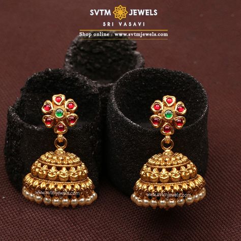 South Indian Gold Earrings, Traditional South Indian Jewellery, Antique Jhumkas, Indian Gold Earrings, Gold Jhumkas, Gold Earrings For Kids, Gold Earrings Indian, Jewelry Traditional, Antique Gold Earrings