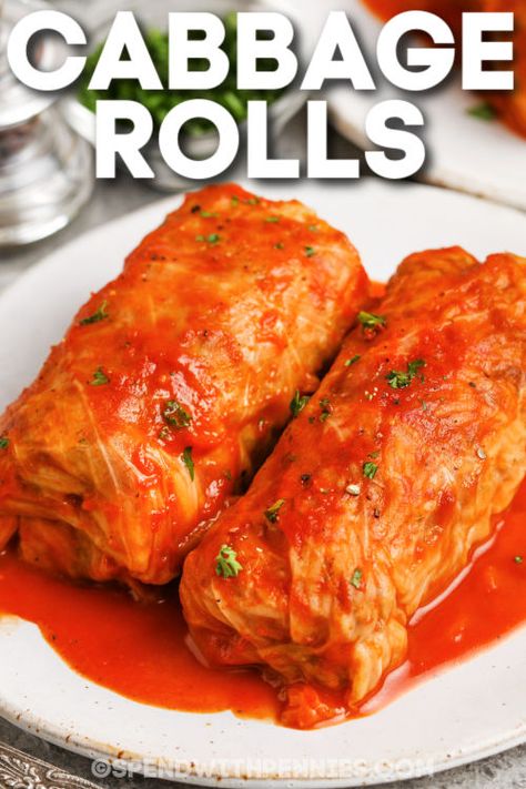 Easy Cabbage Rolls - Spend With Pennies Cabbage Roll Sauce, Cabbage And Tomatoes, Best Cabbage Rolls Recipe, Cabbage Roll Recipe, Stuffed Cabbage Rolls Recipe, Easy Cabbage Rolls, Zucchini Enchiladas, Boiled Cabbage, Ground Beef Rice