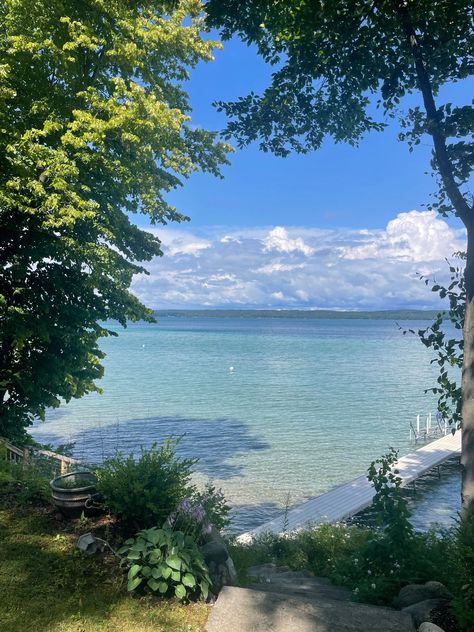 Torch lake northern Michigan. Clear lake. Perfect vacation spot. Beautiful Lake Michigan Michigan lakes clear water refreshing Lake Michigan Cottage, Lake Michigan Aesthetic, Sophie Vibes, Lakes In Michigan, Michigan Aesthetic, Michigan Living, Torch Lake Michigan, Michigan Lake House, Great Lakes Michigan