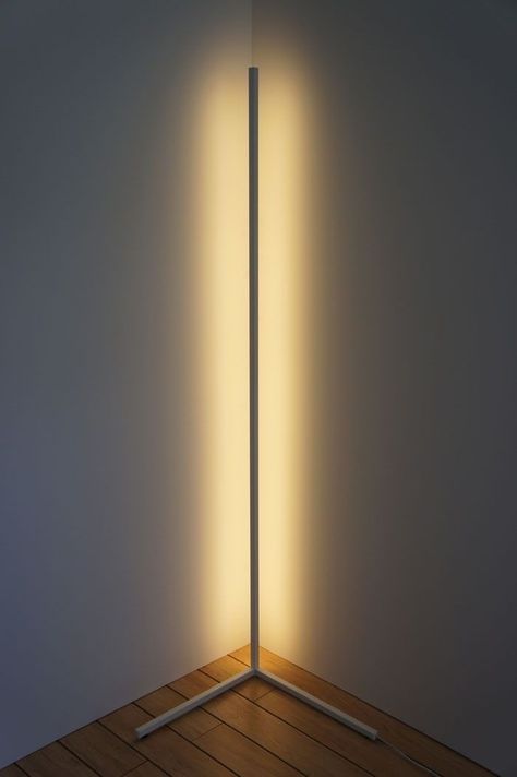 scott klinker design — corner bright light Wall Corner Light, Minimalist Lighting Design, Italian Lighting Design, Blitz Design, Corner Floor Lamp, Desain Furnitur Modern, Corner Lamp, Floor Lamps Living Room, Italian Lighting