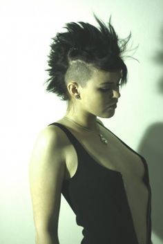 Punk Hair For Women, Punk Deathhawk, Women With Mohawks, Goth Mohawk, Woman Mohawk, Mohawk Women, Hawk Haircut, Pixie Crop, Mohawks