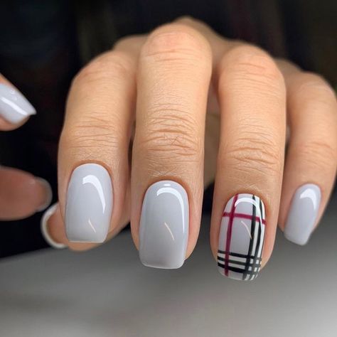 DND Gel on Instagram: “🍃🗻 Fresh prepped, clean, gray nails? Yes, please 😍 @gossipandgloss accomplished this perfect gel manicure wearing #SummerFuji DC097.” Plaid Nail Designs, Cnd Nails, Band Nails, Dnd Gel Polish, Powder Nail Polish, Plaid Nails, Gel Nail Polish Set, Nail Polish Set, Nail Polish Sets