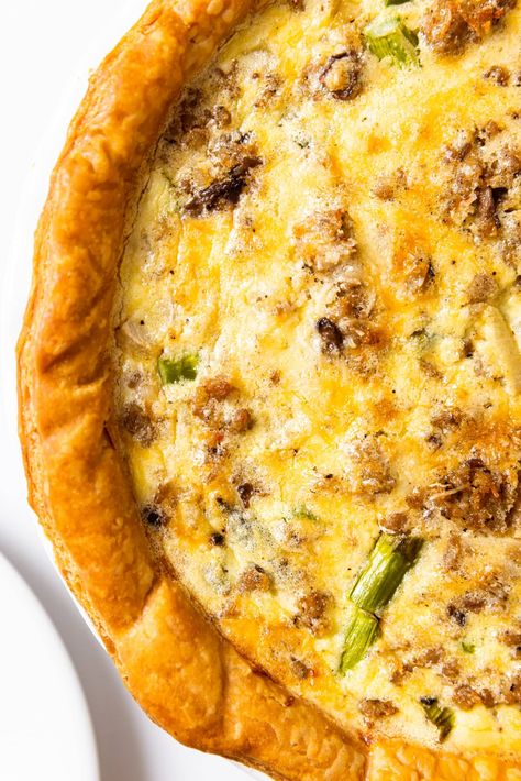 Quiche Recipes With Puff Pastry Crust, Quiche With Puff Pastry Crust, Puff Pastry Quiche Recipes, Puff Pastry Quiche, Sausage Quiche Recipes, Asparagus Quiche Recipes, Brunch Quiche, Sausage Quiche, Asparagus Quiche