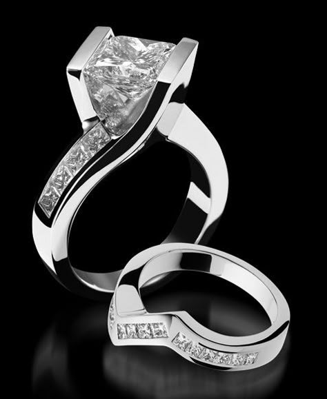 Engagement Rings Princess, Princess Cut Rings, Princess Cut Engagement Rings, Bling Rings, Fine Rings, Princess Cut Diamonds, Modern Jewelry, Diamond Solitaire, Princess Cut