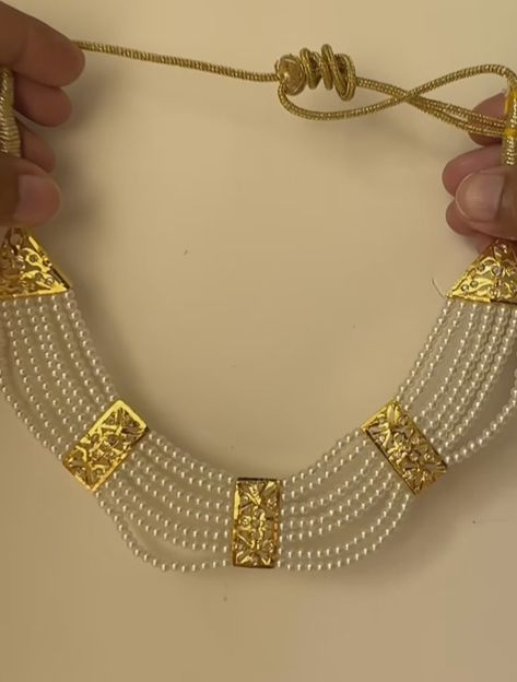 Moti Sets Jewellery Gold, Pearl Necklace Designs Gold Indian, Gold Jwellery Design Indian Jewelry, Light Weight Gold Jewellery Indian, Moti Set, Light Weight Gold Jewellery, Real Pearl Jewellery, Gold Jewelry Design, Rajputi Jewellery