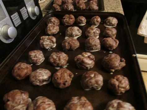 Italian Chocolate Pepper Cookies - HubPages Italian Pepper Cookies Recipe, Pepper Cookies Recipe, Pepper Cookies, Cookie Glaze, Grandma Cookies, Italian Cookie, Italian Christmas Cookies, Cookie Cookbook, Lemon Cookies Recipes