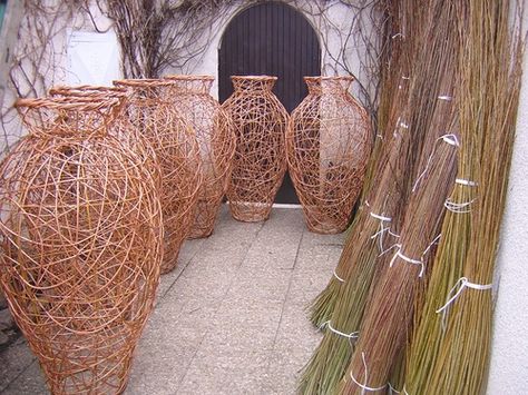 Vases | Vladimir Dvorak | Flickr Branch Sculpture, White Wicker Furniture, Contemporary Baskets, Willow Garden, Willow Weaving, Wicker Decor, Newspaper Crafts, Branch Decor, Woven Baskets