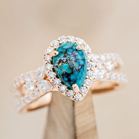 Diamond And Turquoise Engagement Ring, Western Engagement Rings Turquoise, Western Promise Rings, Western Rings Engagement, Western Wedding Rings Sets, Turquoise Engagement Rings, Western Engagement Rings, Gold Engagement Band, Turquoise And Diamond Ring