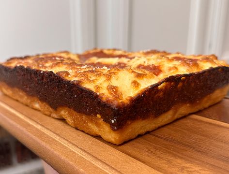 Buttery Pizza Crust Recipe, Detroit Pizza Dough Crust Recipe, Detroit Style Pizza Dough Recipe, Detroit Style Pizza Dough, Detroit Pizza Recipe, Detroit Style Pizza Recipe, All Purpose Flour Recipes, Detroit Style Pizza, Detroit Pizza