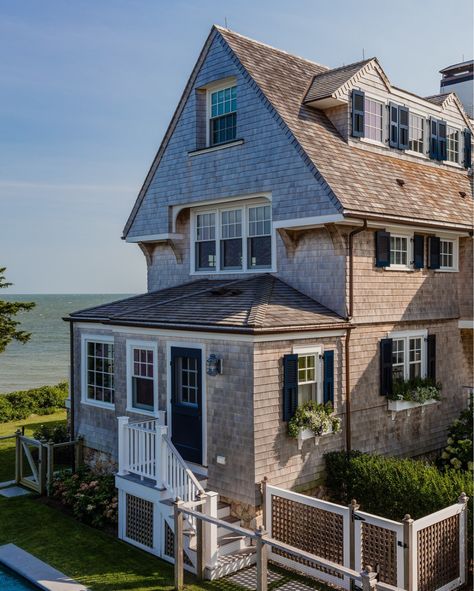 Home • Instagram Coastal Shingle Style Home, Patrick Ahearn Exterior, Nantucket Exterior, Nantucket Architecture, Nantucket Houses, Nantucket Homes, Canada Dream, Nantucket House, Nantucket Style Homes