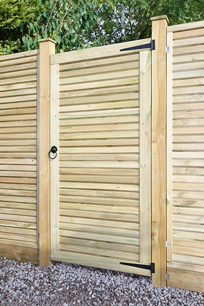 Fence Inspiration, Cedar Projects, House Gates, Exterior Wood Paint, Contemporary Gates, Wooden Garden Gate, Garden Decking, Side Gate, Metal Garden Gates