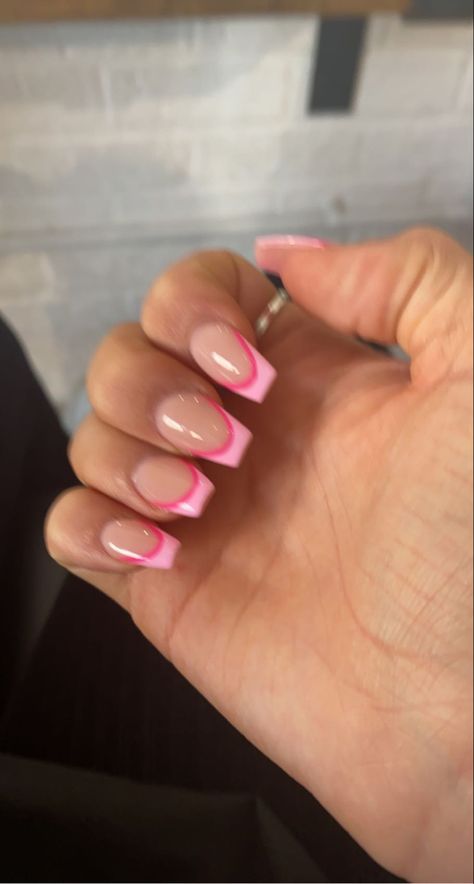 Square Pink Tips, Nail Inspo Coffin Design, Pink Square Tip Nails, Pink Purple French Tip Nails, Colored Tip Acrylic Nails, Cute Simple Pink Nail Designs, Summer Nails Inspo Square, August Nails Ideas Square, Square Nails Pink French Tip