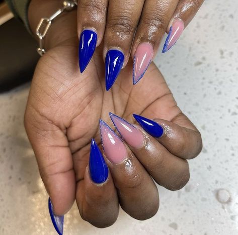 Royal Blue Stiletto Nails, Blue Stiletto Nails Design, Electric Blue Nails, Nail Art Abstract, Stiletto Nails Design, Blue Stiletto Nails, Orange Acrylic Nails, Stilleto Nails Designs, Abstract Nail