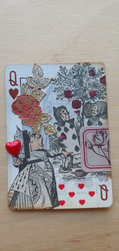 Altered playing card Homemade Deck Of Cards, Homemade Playing Cards, Handmade Playing Cards, Crafts With Playing Cards, Altered Playing Cards Ideas, Playing Cards Art Projects, Painting Playing Cards, Playing Card Crafts, Drawing Texture