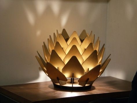 FLOWER Future Decor, Wood Lamp Base, Geometric Lamp, Beautiful Table Lamp, Lamp Art, I Love Lamp, Wood Carving Designs, Wood Lamp, Organic Wood