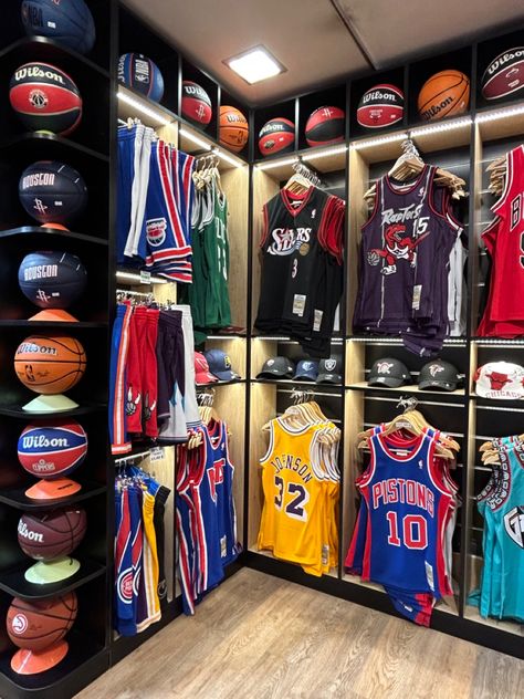 #basketball Man Cave, Nba, Basketball, Quick Saves