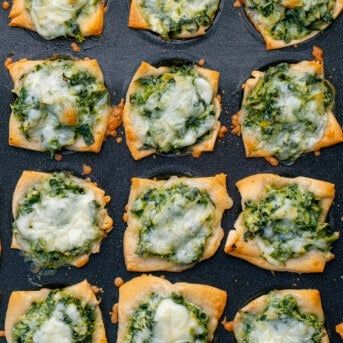 Spinach Dip Bites - I Am Homesteader Spinach Dip Bites, Homemade Spinach Dip, Fast Appetizers Easy, Parmesan Roasted Green Beans, Cheesy Spinach Artichoke Dip, Spicy Sausage Pasta, Pastry Bites, Homestead Recipes, Sausage Pasta Recipes