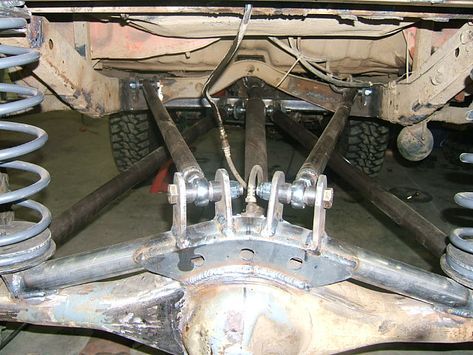 Aksesoris Jeep, Truk Ford, 4 Link Suspension, Mobil Off Road, Toyota Pickup 4x4, Jeep Wj, Off Road Suspension, Truck Frames, Chassis Fabrication