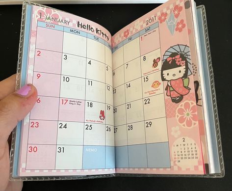 #datebooke #planner #dailyplanner #hellokitty #sanriocharacters #sanrio #calendar Sanrio Daily Planner, Sanrio Planner, Calendar Book, Mini Calendars, Birthday Calendar, Sketchbook Art Journal, Hello Kitty Iphone Wallpaper, Sketchbook Art, 13th Birthday