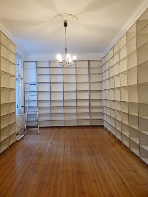 Small Shop Design, Wooden Shelf Design, Home Window Grill Design, Pharmacy Decor, Floor To Ceiling Bookshelves, Store Shelves Design, Unique Bedroom Design, Retail Store Interior Design, Desain Pantry