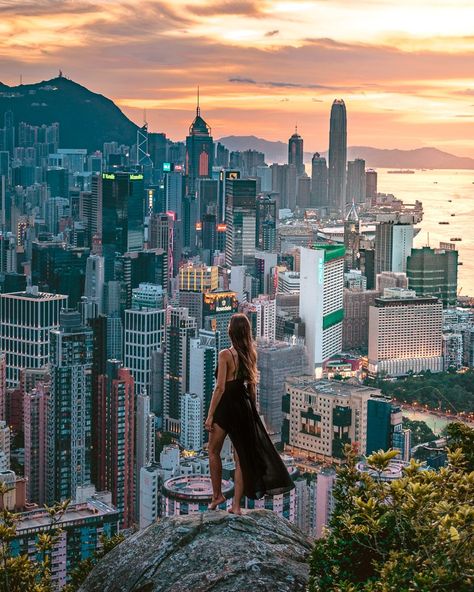 braemer hill view point hong kong Hong Kong Travel Photography, Quarry Bay, Places In Hong Kong, Hong Kong Travel Guide, Hong Kong Fashion, Victoria Harbour, Hong Kong Island, Hong Kong Travel, Asia Travel Guide