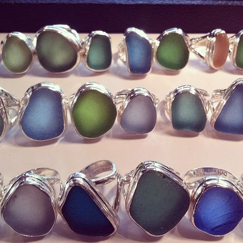 Betty Belts (Donna v.H. Pu'u) on Instagram: “We made more rings! Here are just a few of the fresh finds at the shop. Top row size 6, middle size 7 bottom size 8. Shop opens at noon…” Betty Belts Jewelry, Betty Belts, Seaglass Jewelry, Mermaid Tears, Wearing Jewelry, Metal Smithing, At Noon, Ocean Lover, Aesthetic Summer